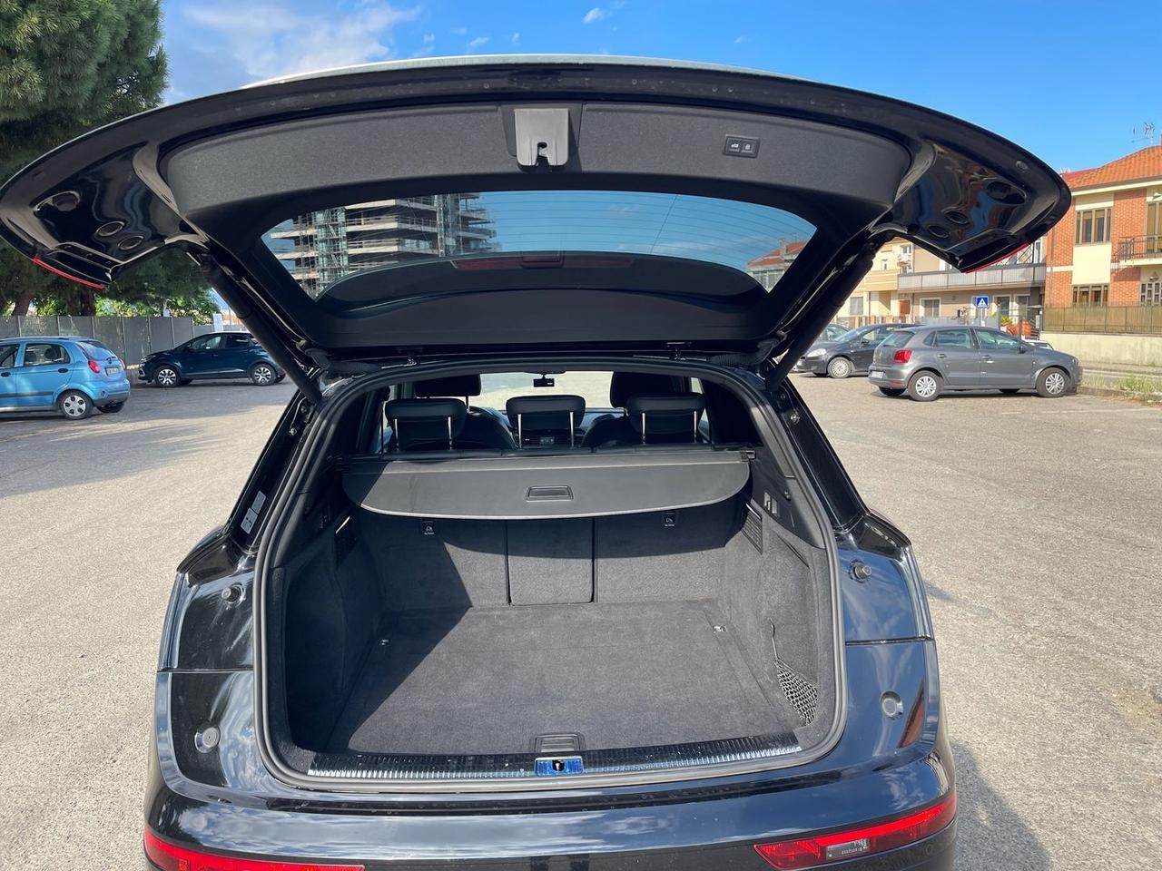 Audi Q5 2.0 40 TDI MHEV S Line #10965