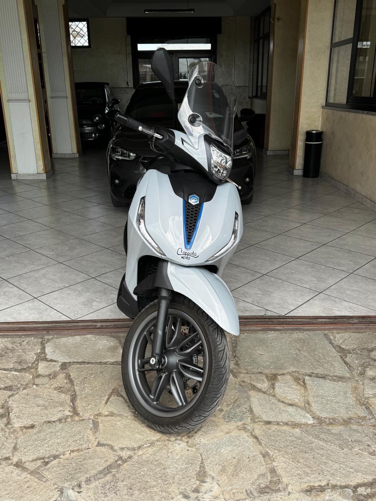 Piaggio Beverly 310 Sport