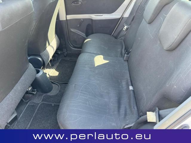 TOYOTA Yaris 1.4 D-4D DPF 5 porte Sol