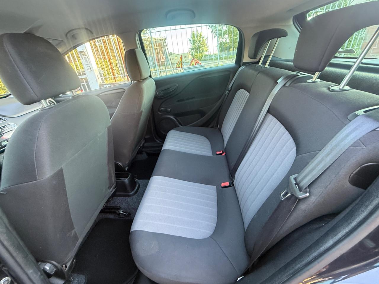 Fiat Punto 1.4 8V 5 porte Natural Power Street