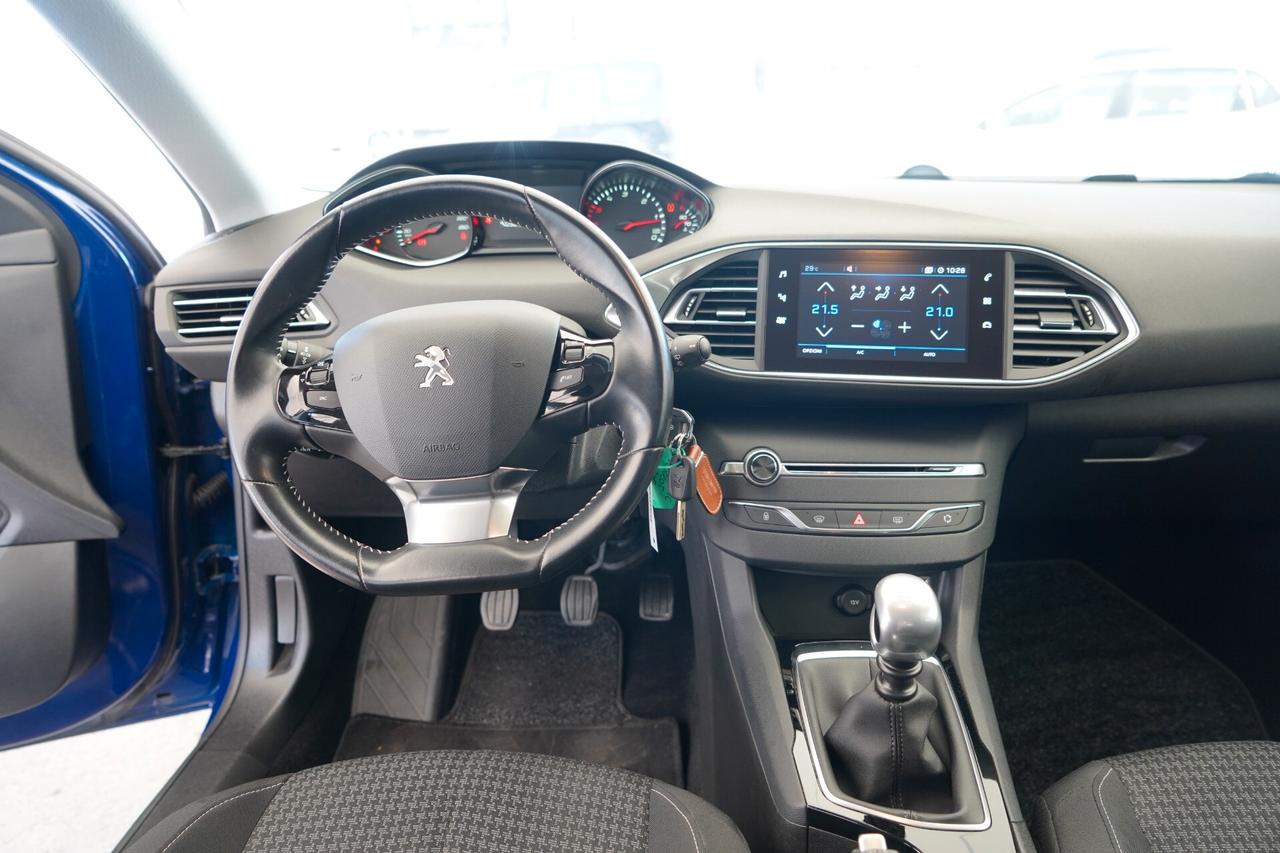 Peugeot 308 BlueHDi 120 Allure - 2017