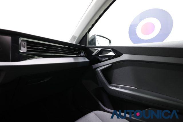 AUDI A1 SPB 30 TFSI S TRONIC ADMIRED FARI LED