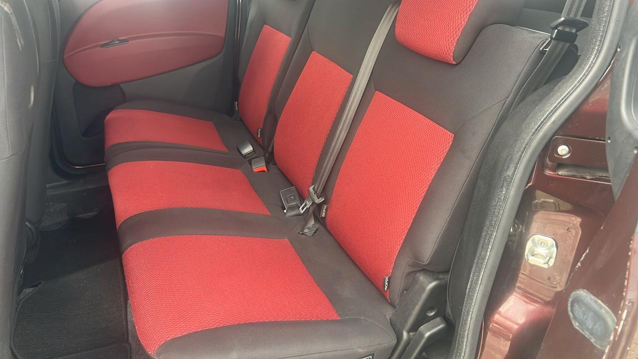Fiat Doblo Doblò 1.4 16V Dynamic 7 POSTI