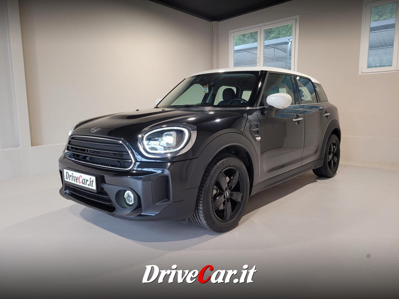 MINI Cooper Countryman 1.5 AUT. BENZINA CLIMA PELLE NAVI RETROC C17"