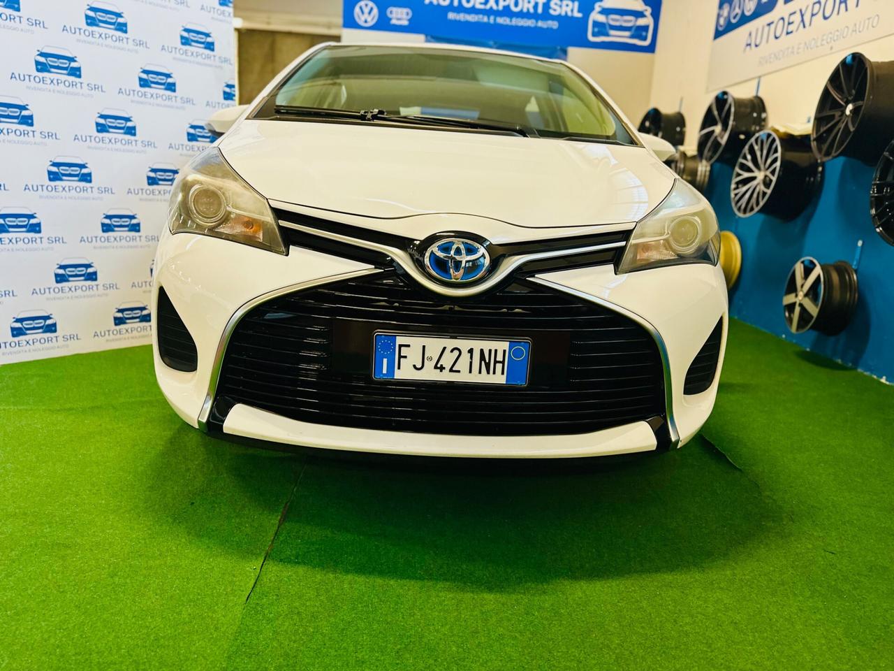 Toyota Yaris 1.5 Hybrid 5/ibrido-benzina/2017/automatico