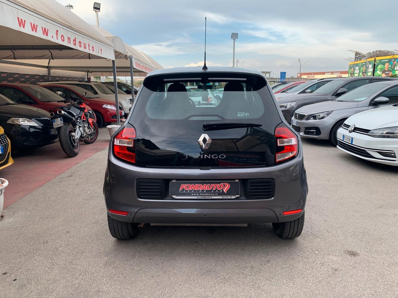 Renault Twingo SCe EDC La Parisienne