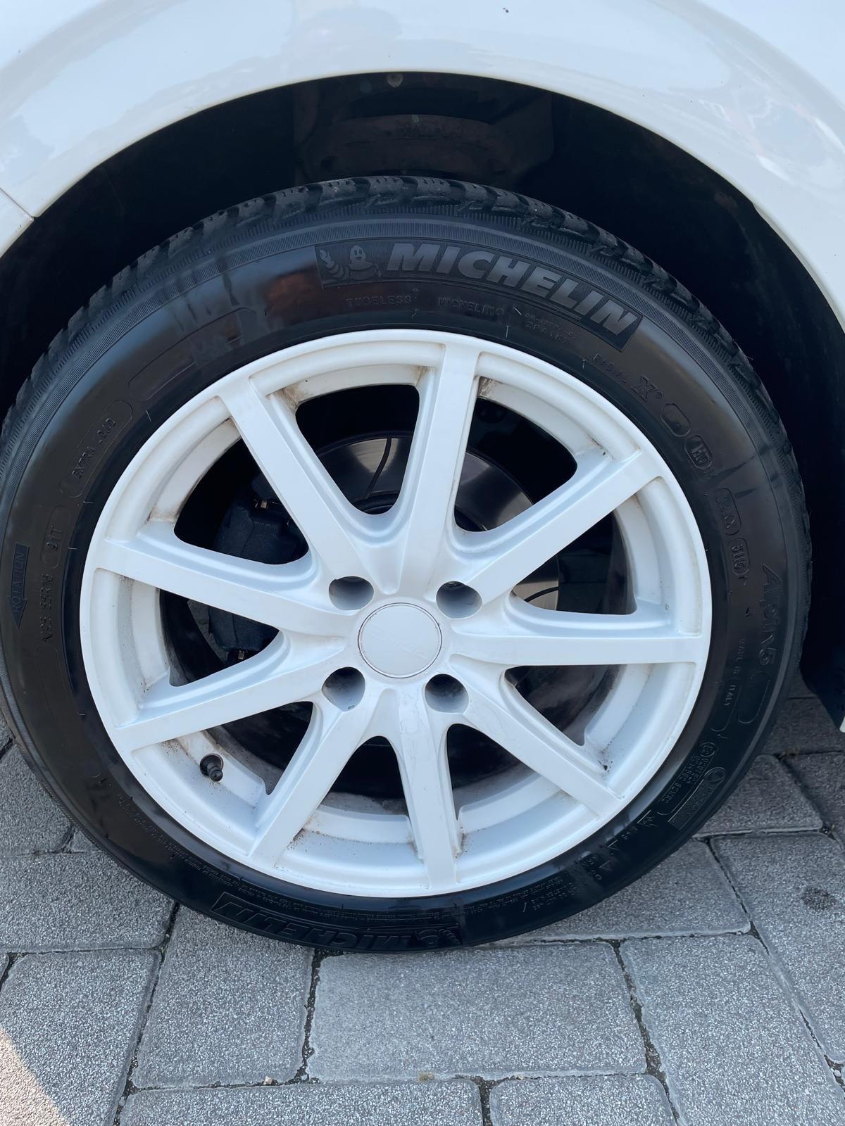 Peugeot 208 1.2 VTi 82 CV 5 porte Active sport