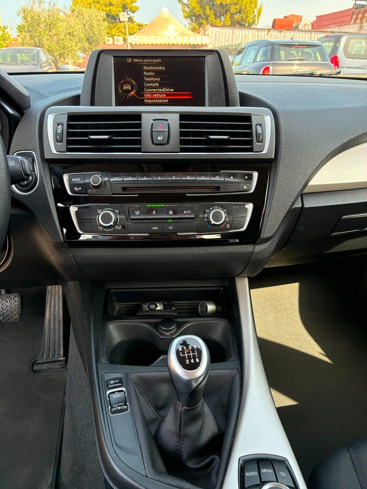 Bmw 114 114d 5p. Urban