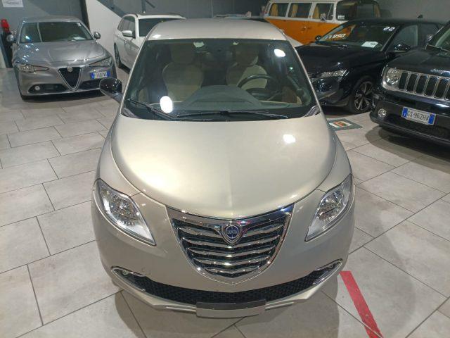 LANCIA Ypsilon 1.2 69 CV 5 porte Gold