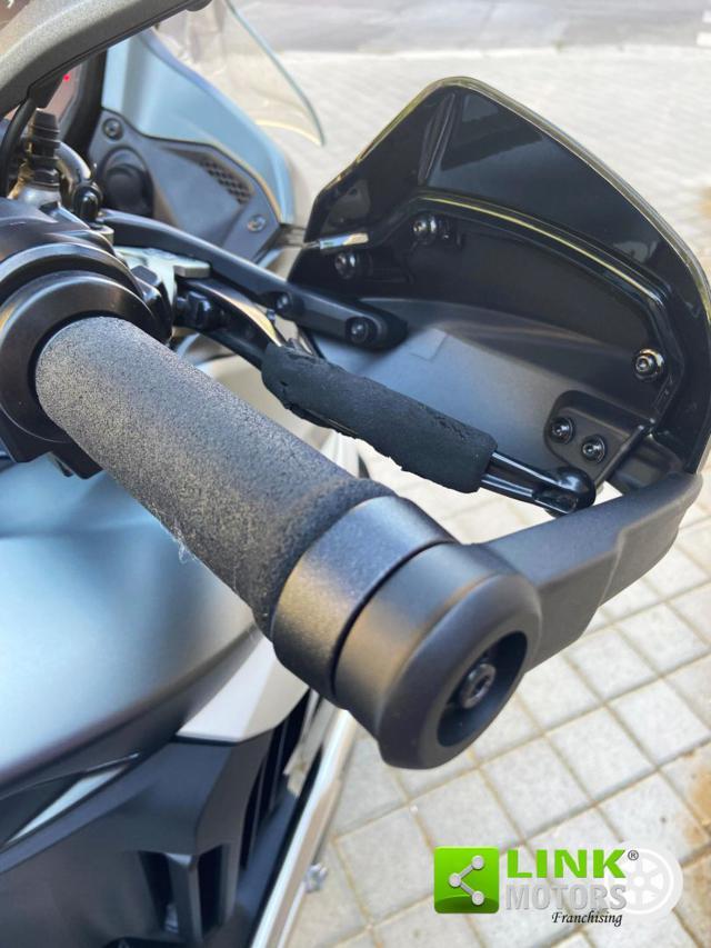 DUCATI Multistrada V4 S travel & radar