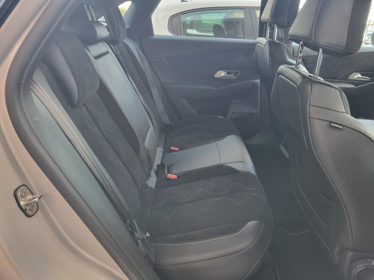 Ds 7 Crossback BlueHDi 130 aut. Performance Line