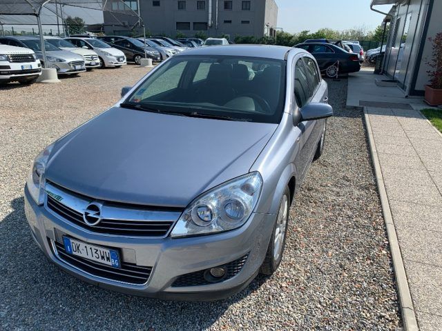 OPEL Astra 1.7 CDTI 101CV 5 porte Cosmo