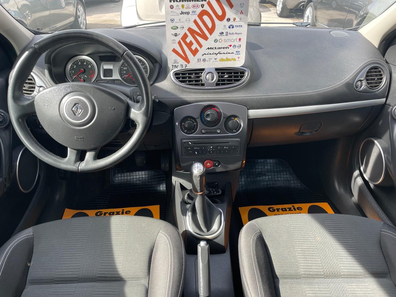 RENAULT CLIO 1.2 GPL 75 (CV) 2010