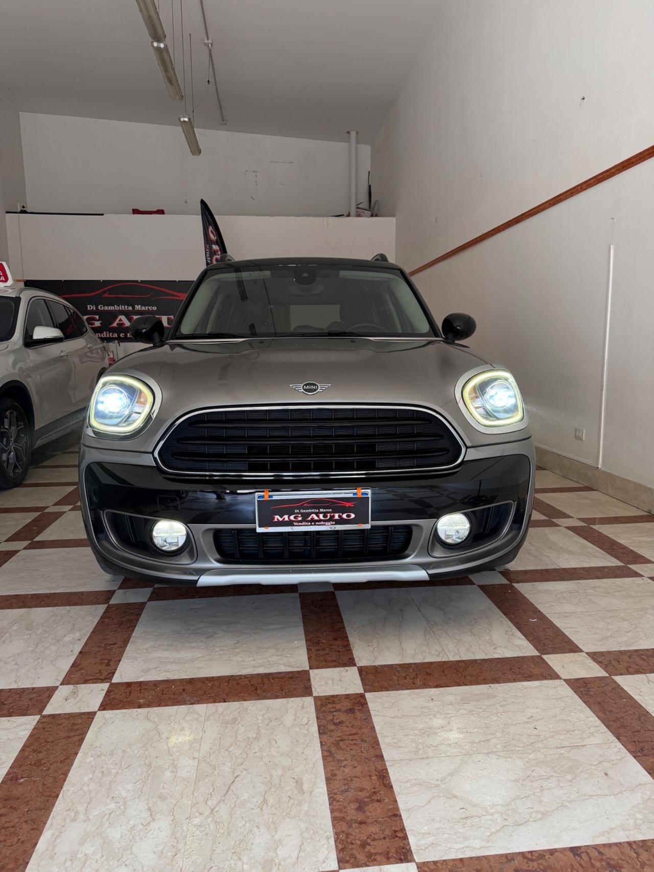 Mini Cooper Countryman 2.0 D Hype