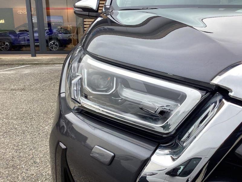 Toyota Hilux 2.4 Diesel AT Double Cab 4WD Executive MY24