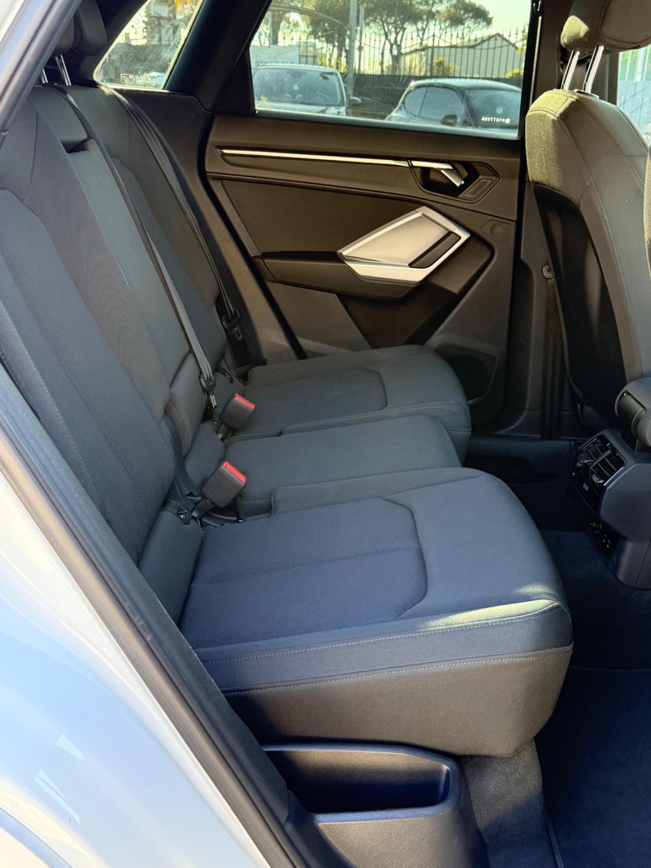 Audi Q3 35 TDI S tronic line edition 2021