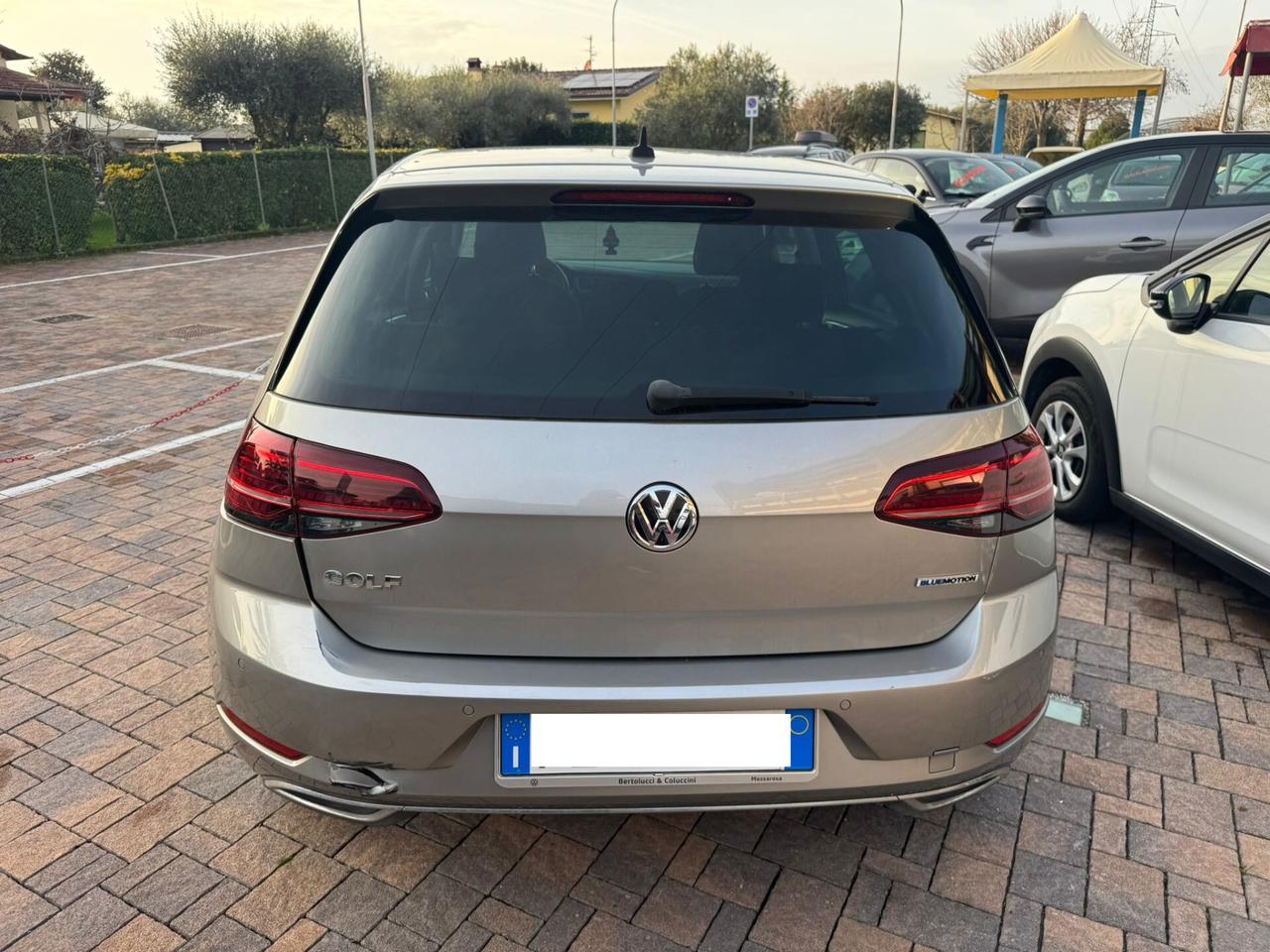 Volkswagen Golf 1.5 TGI DSG 5p. Trendline BlueMotion Technology