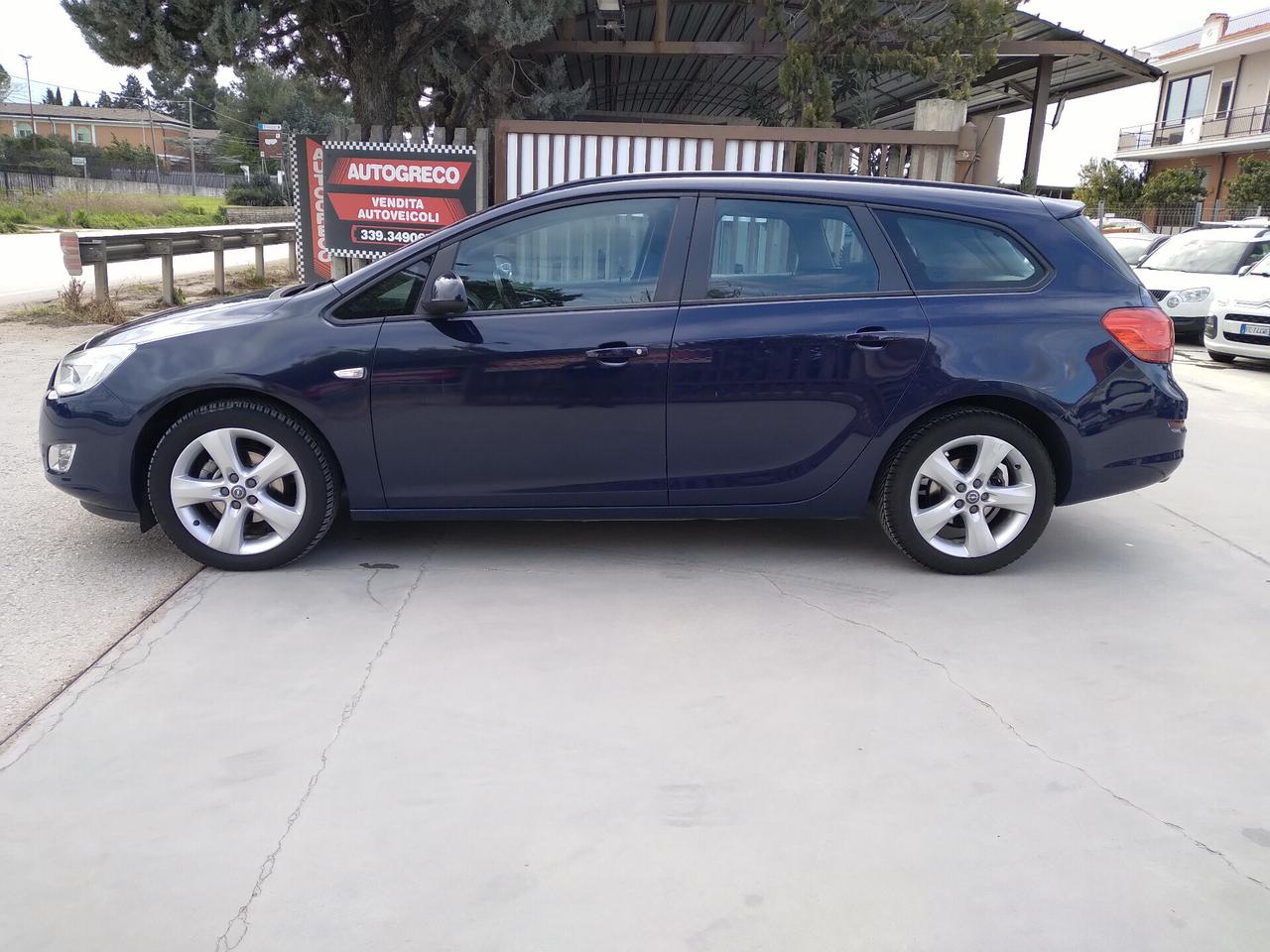 Opel Astra 1.4 Turbo 140CV Sports Tourer GPL Tech Elective