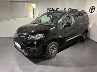 Toyota Proace City Verso 1.2 110 CV S&S Short Executive + GANCIO TRAINO