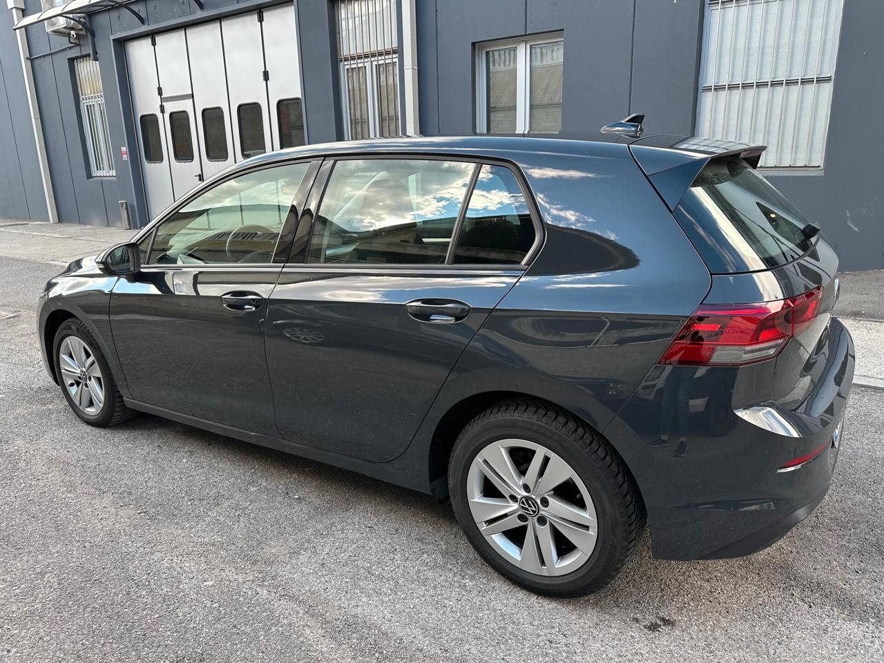 Volkswagen Golf 2.0 TDI 115 CV SCR Life*EURO6*NEOPATENTATI