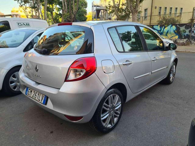 RENAULT Clio 1.2 16V 5 porte Dynamique