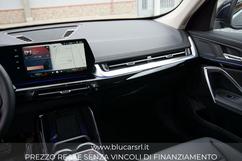 BMW X1 sDrive 18d X-Line DCT