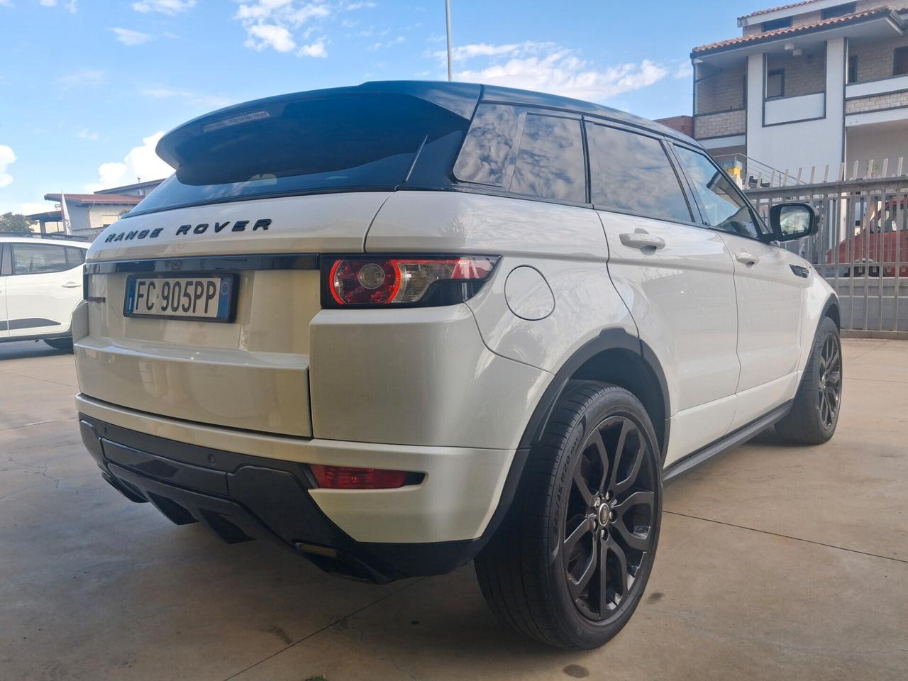 RANGE ROVER Evoque 2.200 TD4 150cv Prestige