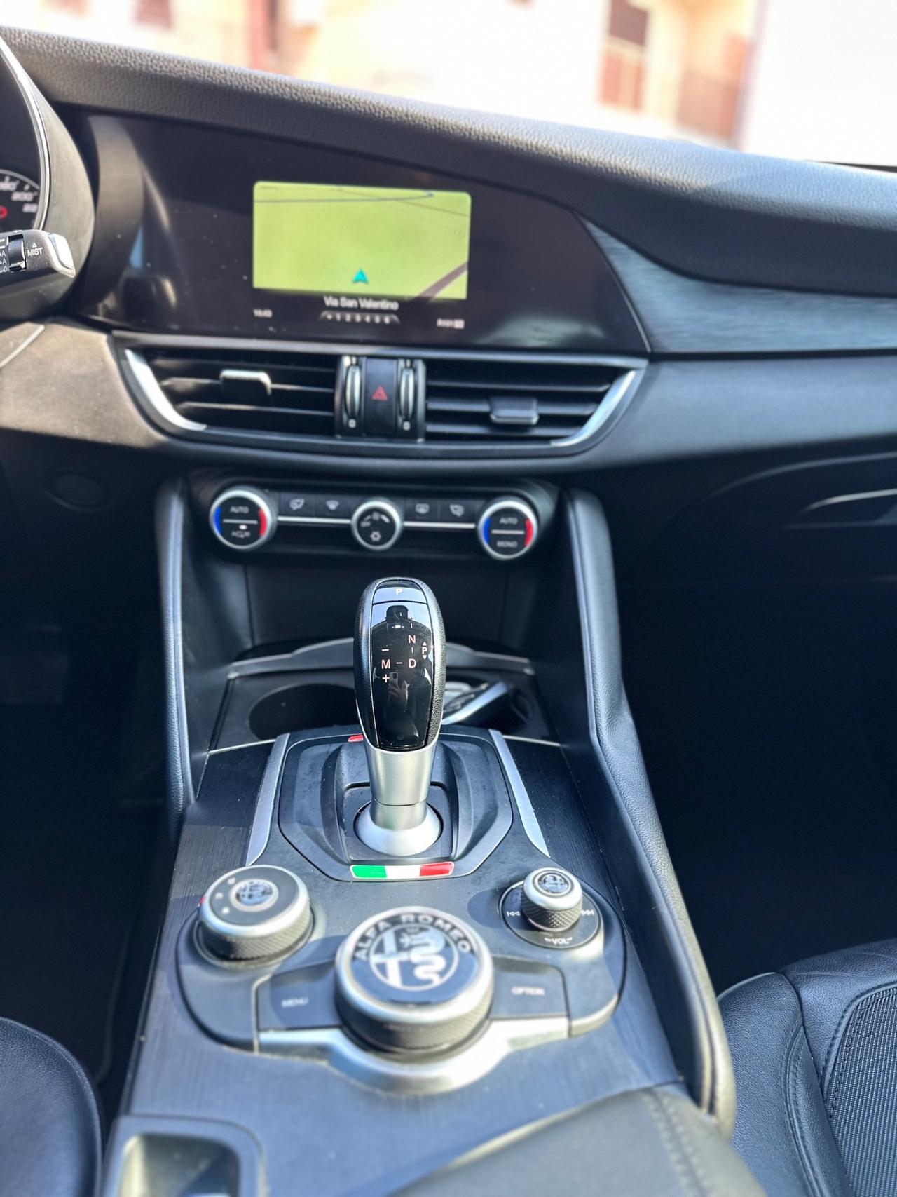 Alfa Romeo Giulia 2.2 Turbodiesel 210 CV AT8 AWD Q4 Veloce