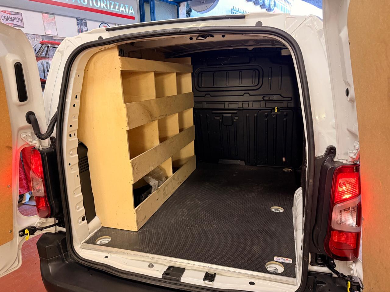 Peugeot Partner PureTech 110 S&S PC Furgone Premium