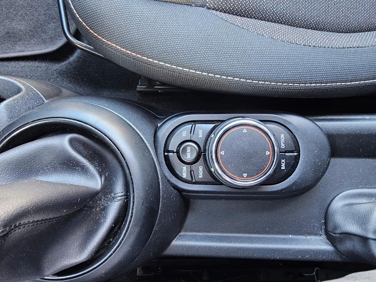 Mini 1.5 One D Business XL