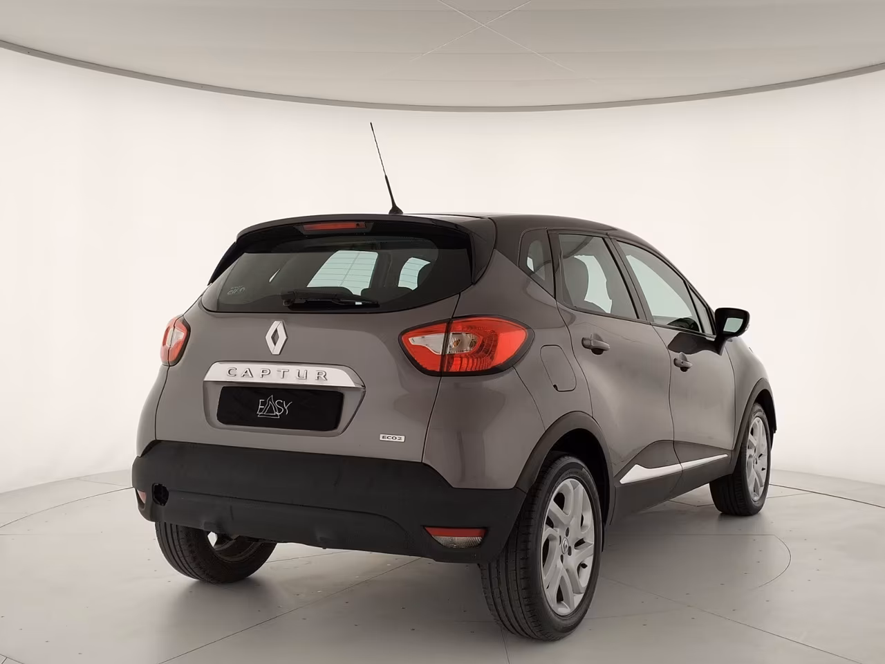 Renualt Captur 1.5 dci Zen 90cv E6 *102.000 KM*