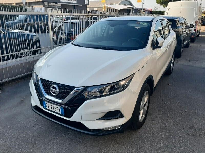 Nissan Qashqai 1.5 dCi *FULL OPT.* da VETRINA