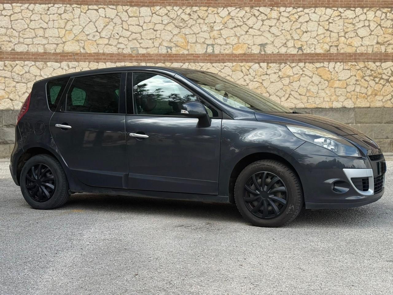 Renault Scenic Scénic X-Mod 1.5 dCi 110CV Dynamique