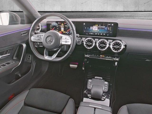 MERCEDES-BENZ CLA 250 Automatic Premium