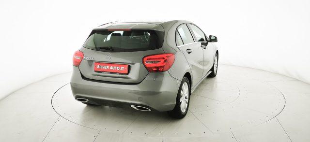 MERCEDES-BENZ A 220 d Automatic Business