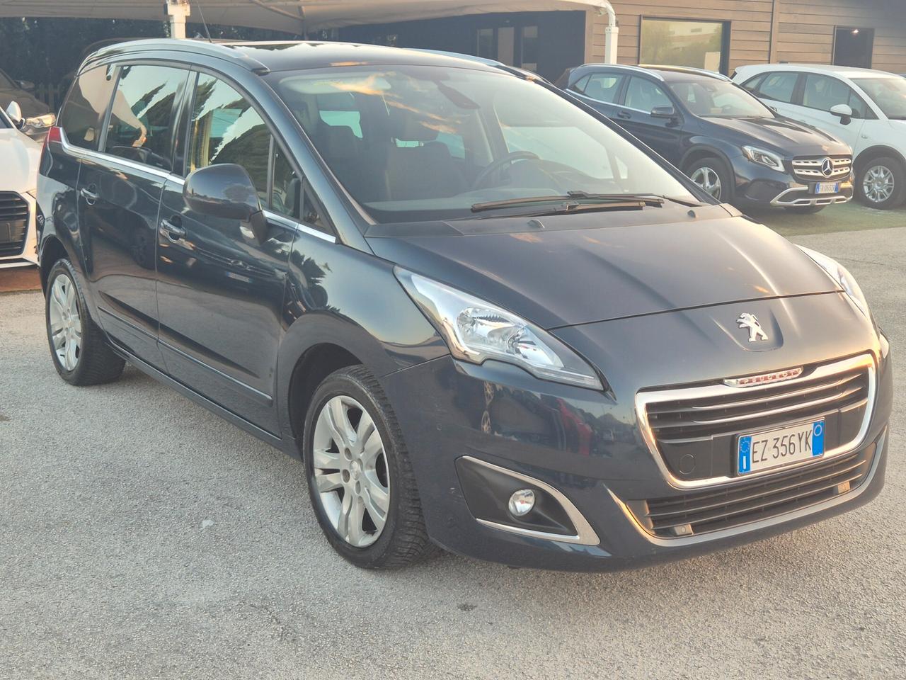 Peugeot 5008 1.6 HDi 120 EAT6 Allure 7 POSTI