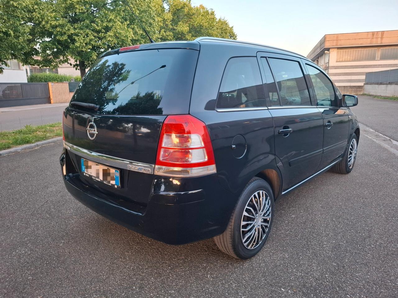 Opel Zafira 1.6 16V ecoM 150CV Turbo One