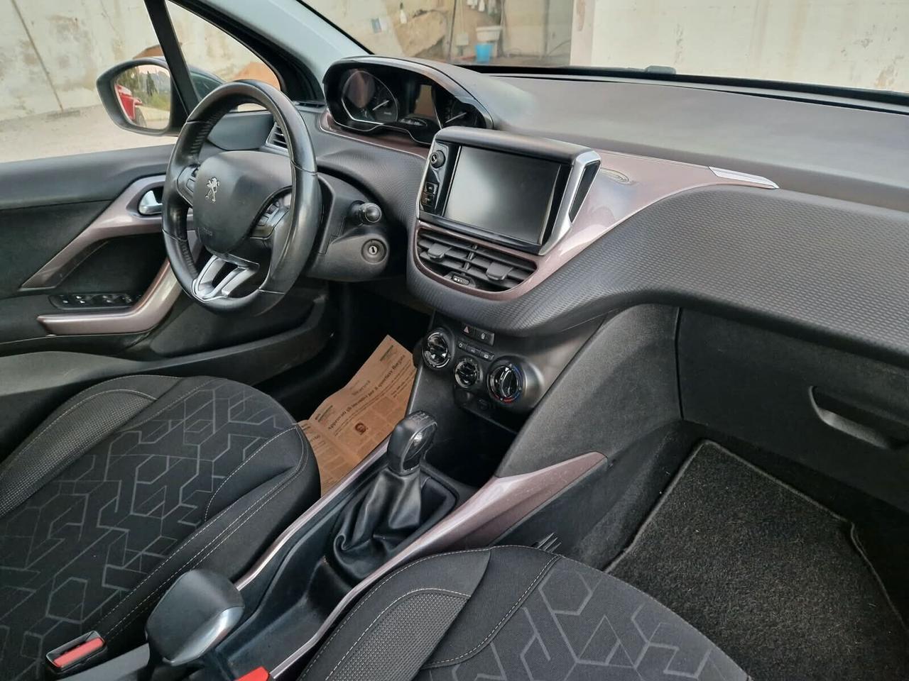 Peugeot 2008 PureTech 82 S&S Allure