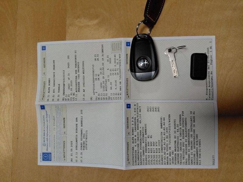 Alfa Romeo Tonale 1.3 280cv Plug-in Hybrid AT6 Sprint Q4