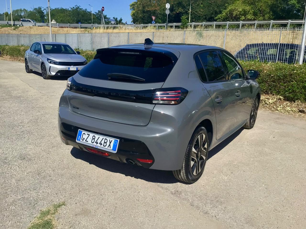 Peugeot 208 1.2 100 Stop&Start 5 porte Allure