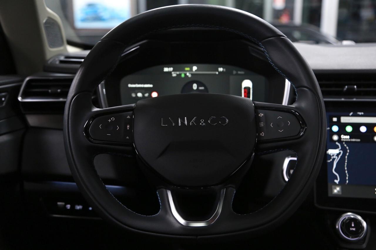 Lynk&co 01 PHEV