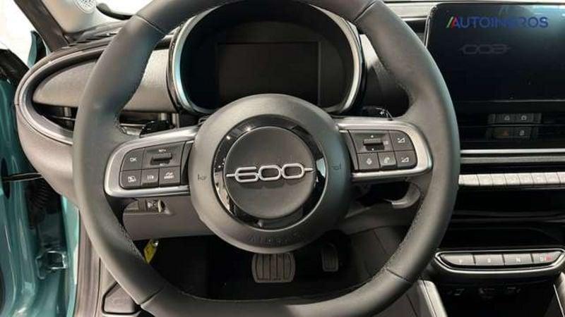 FIAT 600 1.2 hybrid 110cv auto