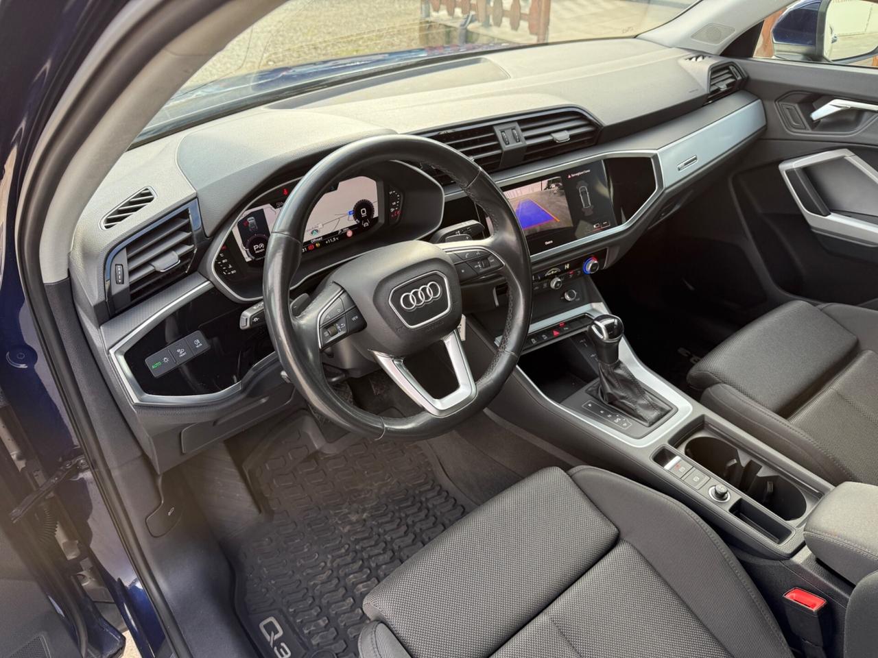 Audi Q3 35 TDI S tronic Business Advanced 12/2022