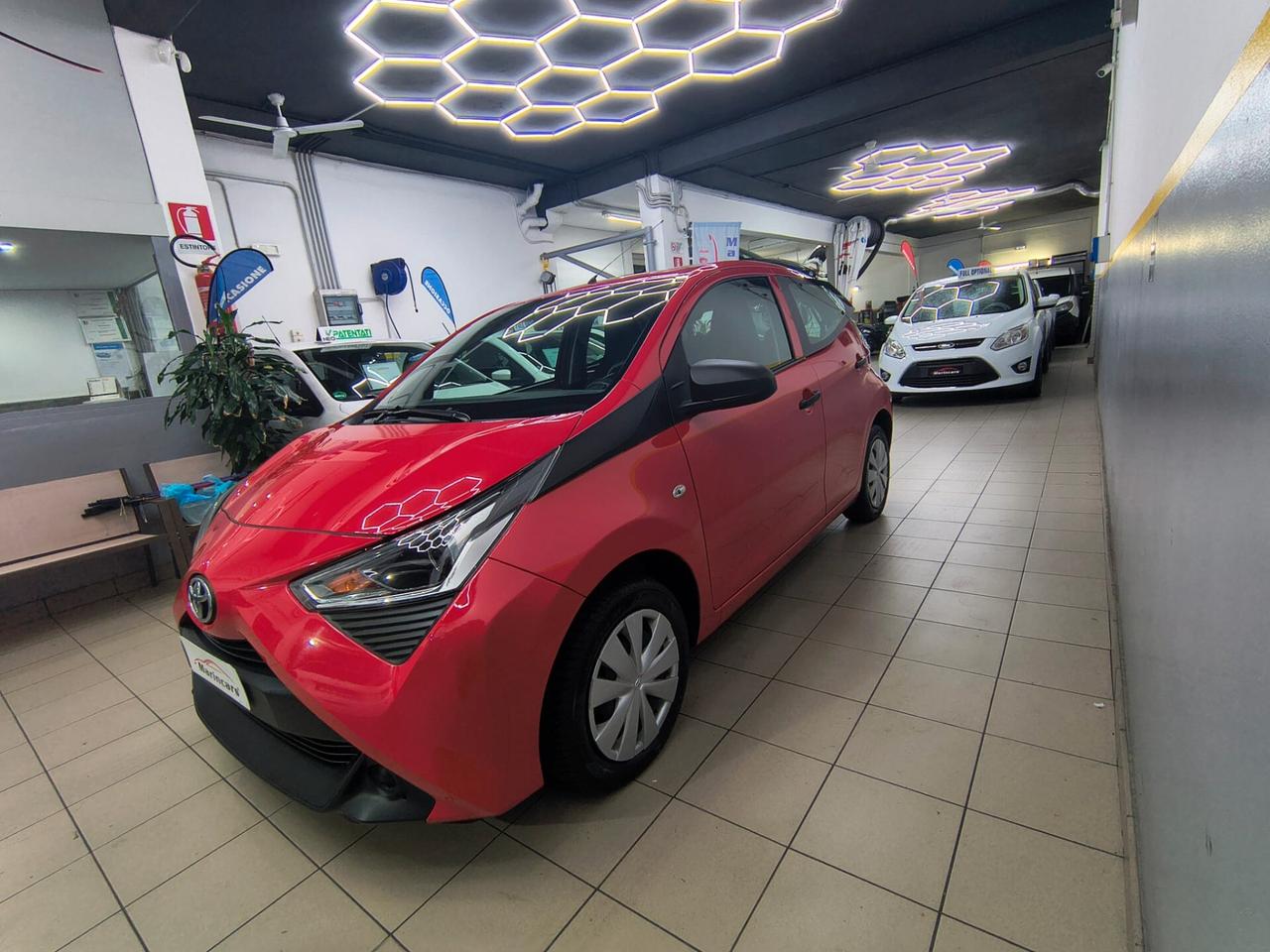 Toyota Aygo Connect 1.0 VVT-i 72 CV 5 porte x-fun MMT