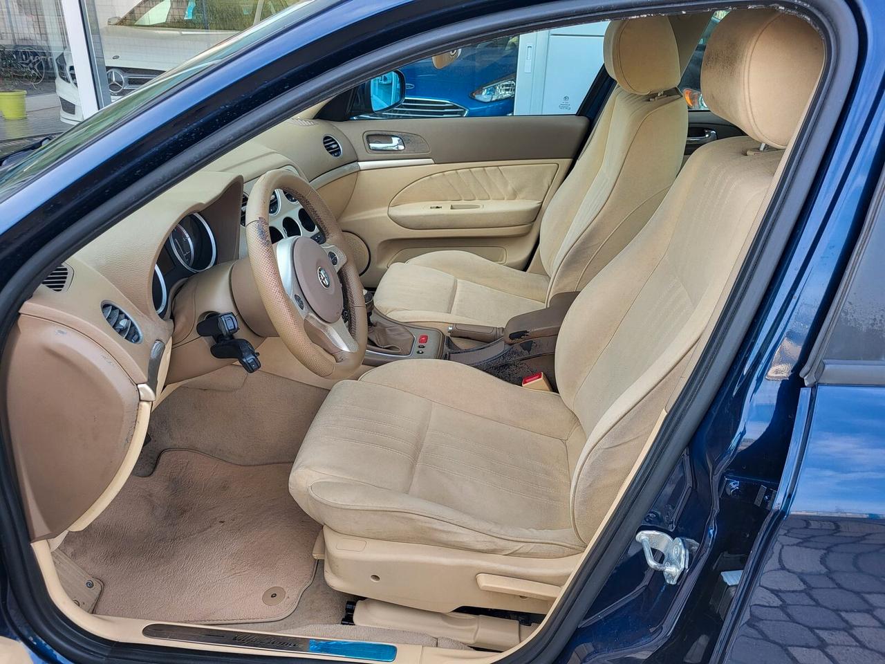 Alfa Romeo 159 Alfa Romeo 159 1.9 MULTIJET 150 CV - BERLINA DISTINCTIVE
