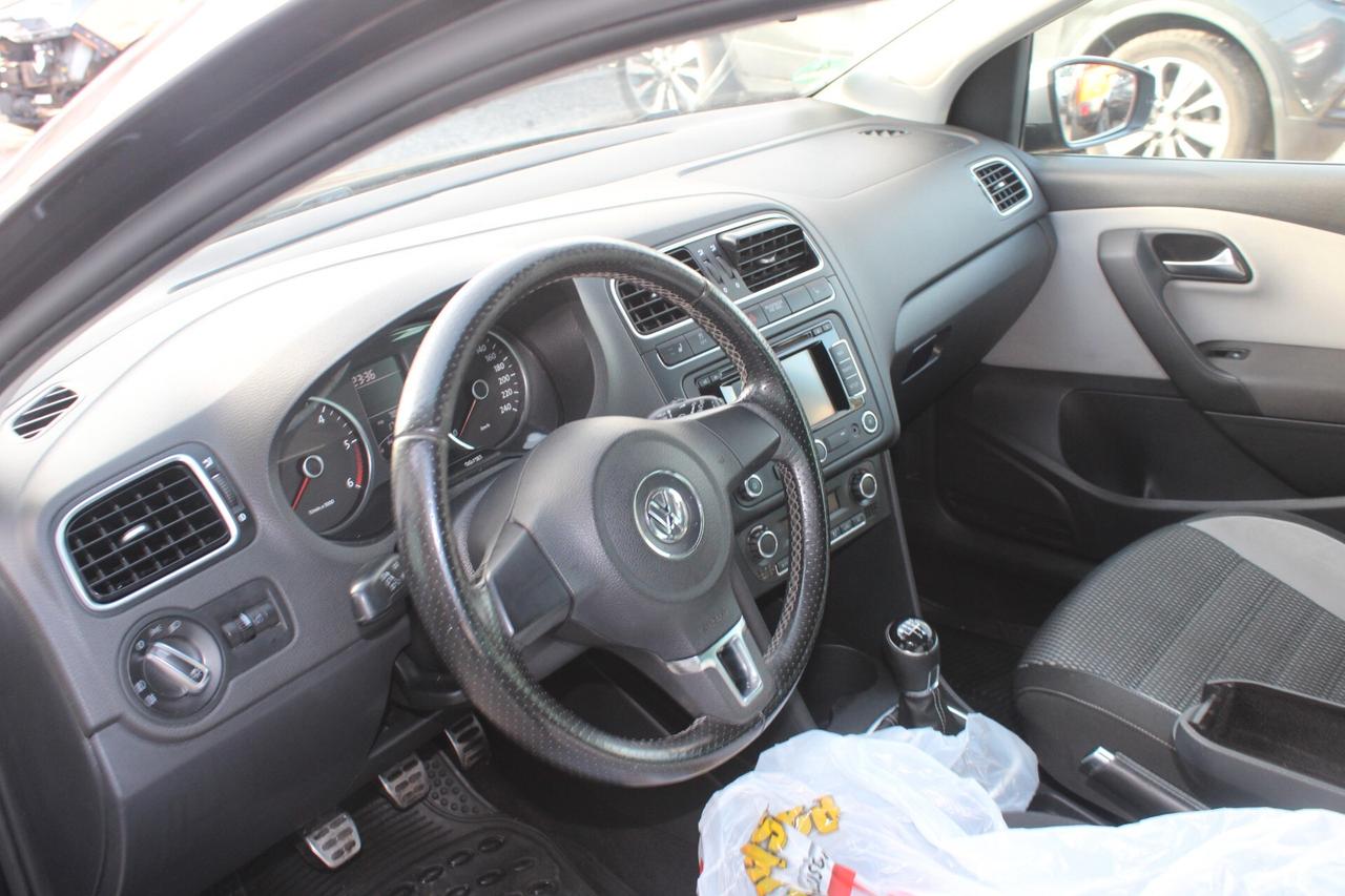 Volkswagen Polo cross 1.6 TDI 90CV DPF DSG 5 porte Highline