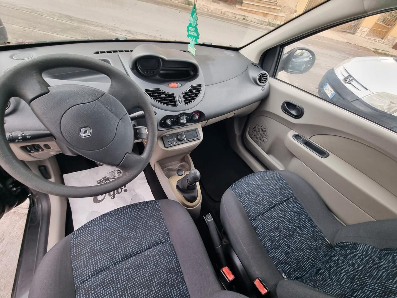 Renault Twingo 1.2 8V Le Iene