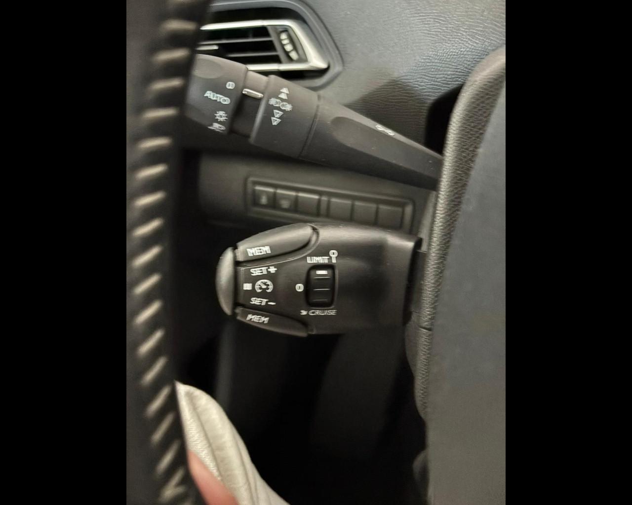 PEUGEOT 308 II 2018 SW - 308 SW 1.5 bluehdi Allure s&s 130cv eat8