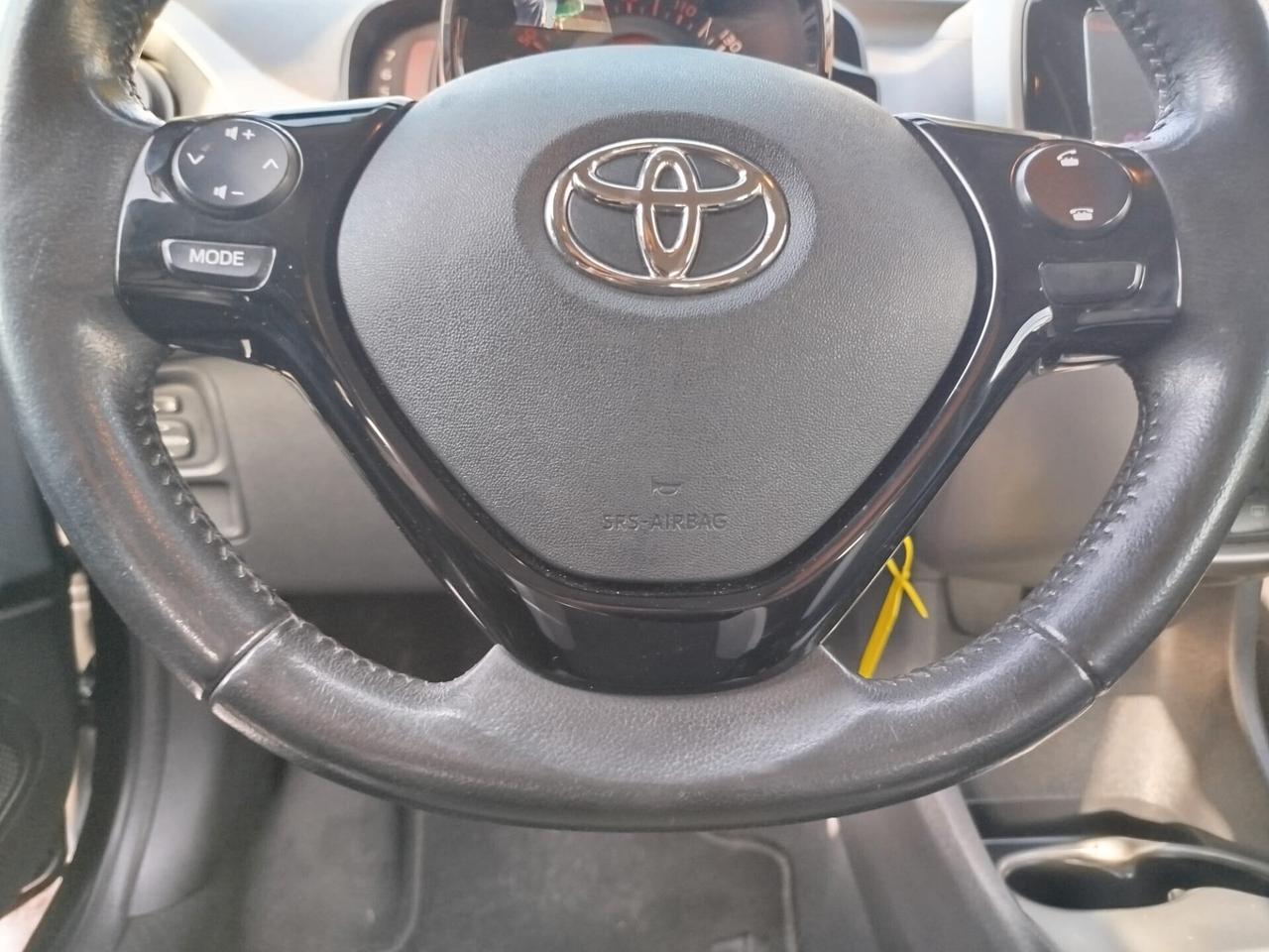 TOYOTA AYGO 1.0 AUTOMATICA* PREZZO VERO* 5 PORTE UNIPRO- KM CERTI- GARANZIA 12 MESIU