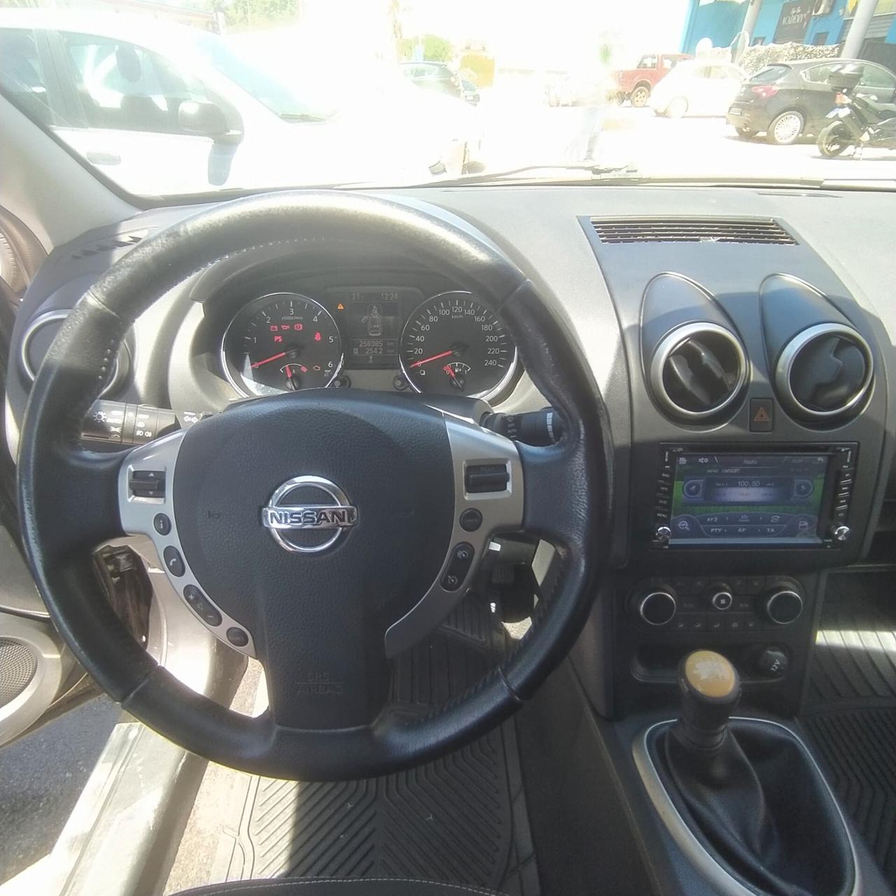 Nissan Qashqai 1.5 dCi DPF Tekna